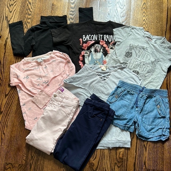 HUGE BUNDLE Girls Clothes 7-8: Cat & Jack, Old Navy, Hanna Andersson - Picture 1 of 14